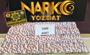 Narkotik ekiplerinin düzenlediği operasyonda, K. D. isimli şahsın üzerinde 1680