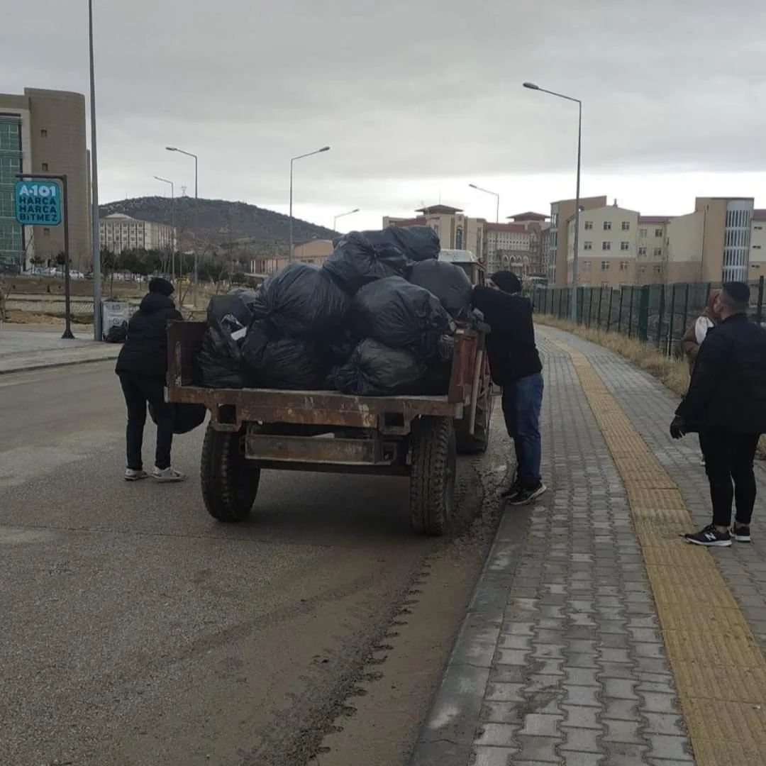 Yozgat Bozok Üniversitesi, çevre bilincini artırmak amacıyla düzenlediği etkinlikte, Kredi