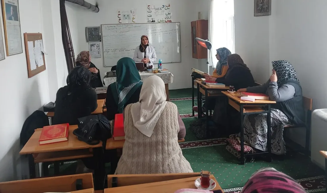 Yerköy İlçe Sağlık Müdürlüğü, 100. yıl Kuran Kursu'nda düzenlediği etkinlikte,