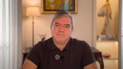 Gazeteci Yılmaz Özdil, geçirdiği kalp krizi nedeniyle İstanbul’daki Acıbadem Altunizade