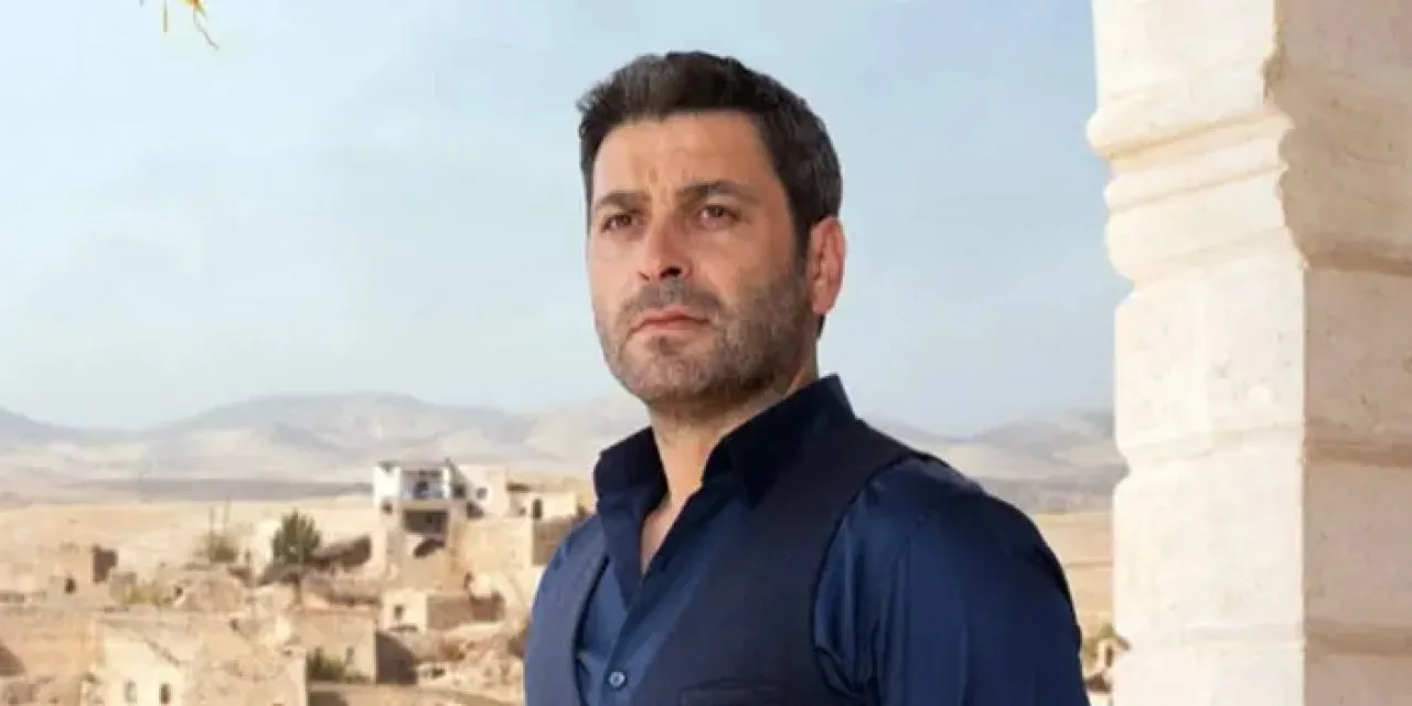 Türk oyuncu ve besteci Ozan Akbaba, Kars'ta doğup Akdeniz Üniversitesi'nden