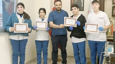 Yerköy Şehit Korgeneral Osman Erbaş Devlet Hastanesi’nde stajyer öğrenciler, özverili