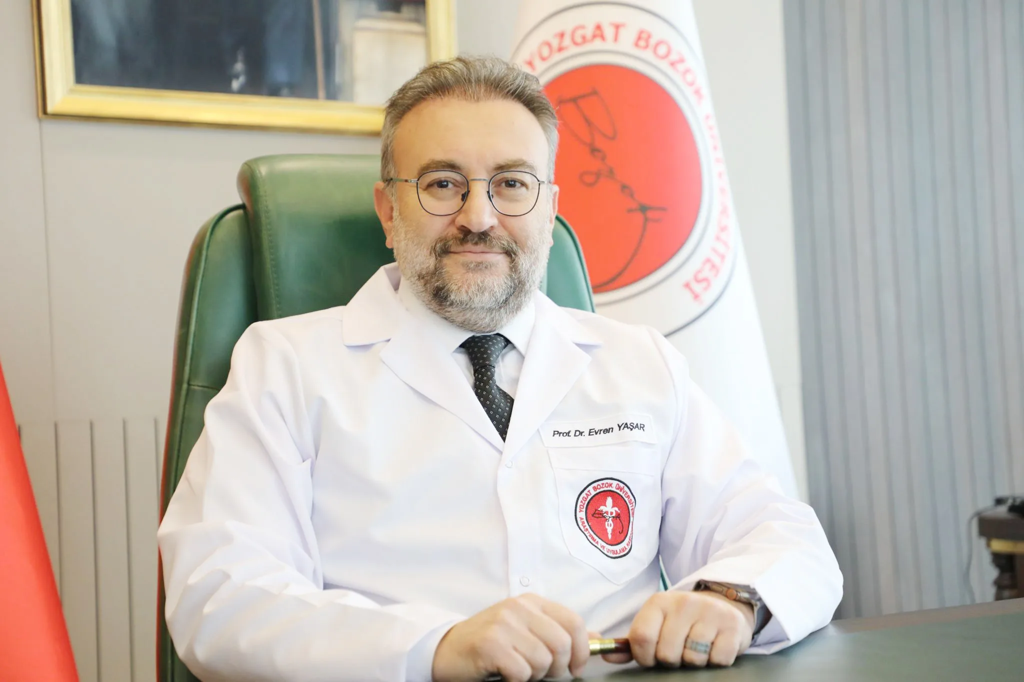 Yozgat Bozok Üniversitesi Rektörü Prof. Dr. Evren Yaşar, PRP tedavisinin