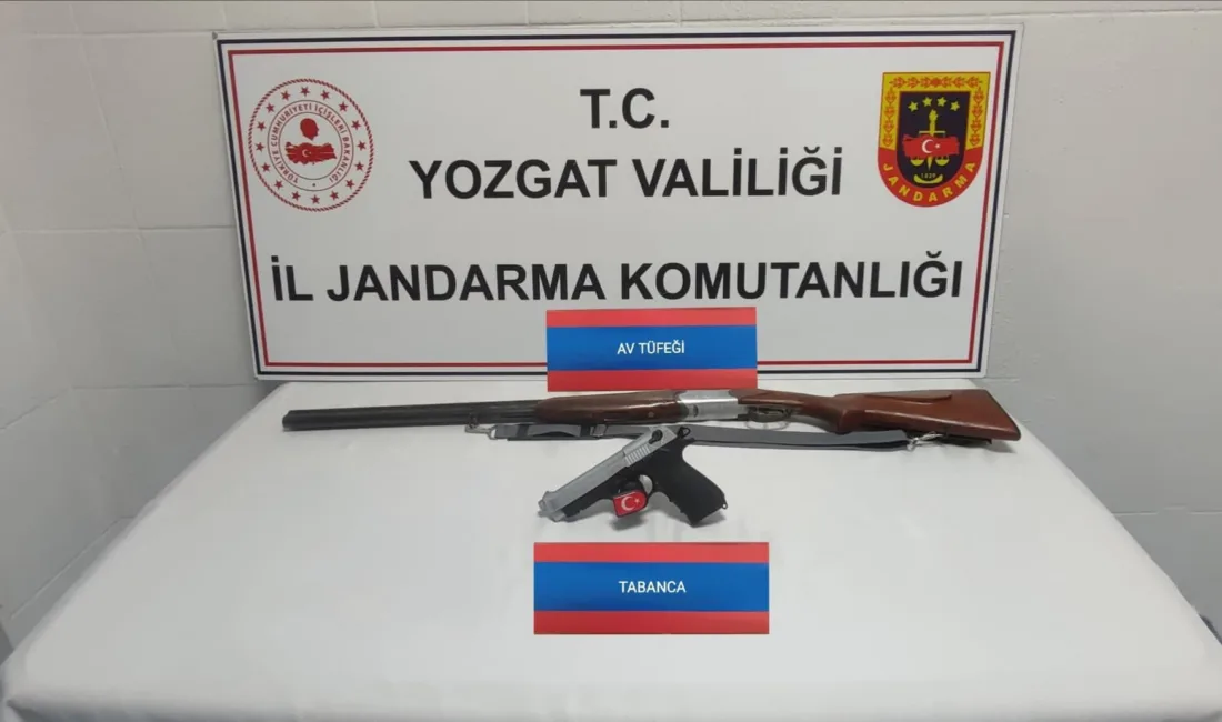 Yozgat İl Jandarma Komutanlığı’nın gerçekleştirdiği operasyonla Yerköy’de durdurulan araçta ruhsatsız