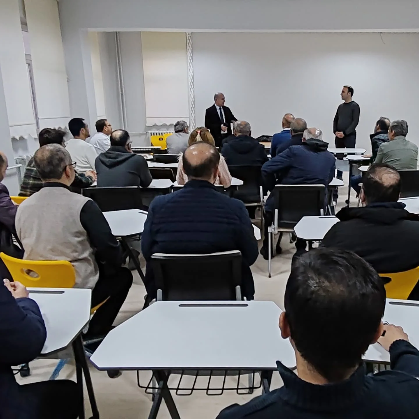 Yozgat İl Milli Eğitim Müdürlüğü personeli Onur Altıntaş, öğretmenlere dijital