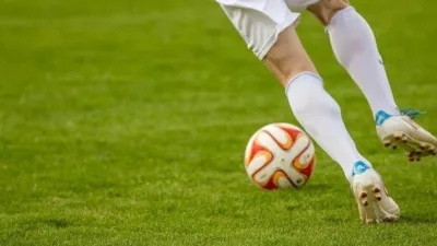 Rüyada futbolcu görmek özellikle iş ve eğitim hayatında yaşanacak gelişmelerin