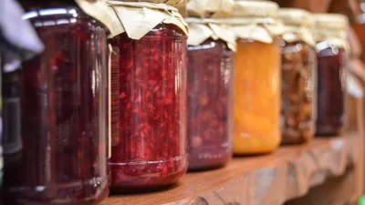 Rüya Tabirleri, Rüyada Reçel Görmek Ne Anlama Gelir? İşte Detaylı Anlamı Rüyalar genel olarak bilinçaltının dışa vurulmuş halidir. Özellikle de bilinçaltındaki