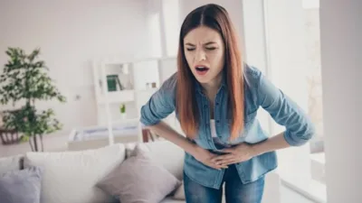 Rüyada görülen zehirlenme olayı, inatçılığa işarettir. Bir kimse, rüyasında kendisinin