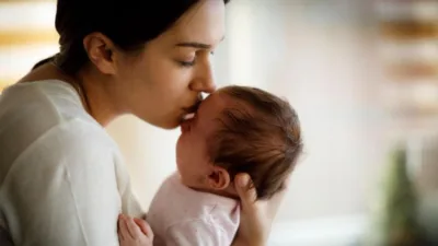 Rüya Tabirleri, Rüyada Lohusa Görmek Ne Anlama Gelir? İşte Detaylı Anlamı Bir kadının kendisini lohusa yatağında görmesi geçici bir hastalığa tutulacağına,