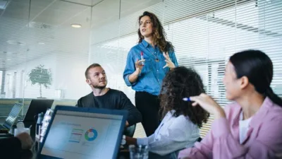 Rüya Tabirleri, Rüyada Lider Görmek Ne Anlama Gelir? İşte Detaylı Anlamı Rüyada herhangi bir parti lideri görmek, hayatta orta bir seviyede