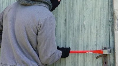 Rüyada Eve Hırsızın Girmesi Altın Çalması Ne Anlama Gelir? Ne