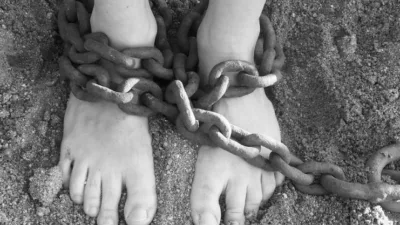 Rüya Tabirleri, Rüyada Rehin Alınmak Ne Anlama Gelir? İşte Detaylı Anlamı Boş hayallere kapılıp hayal kırıklığına uğramak Rüyada rehin alınmak üzerinden