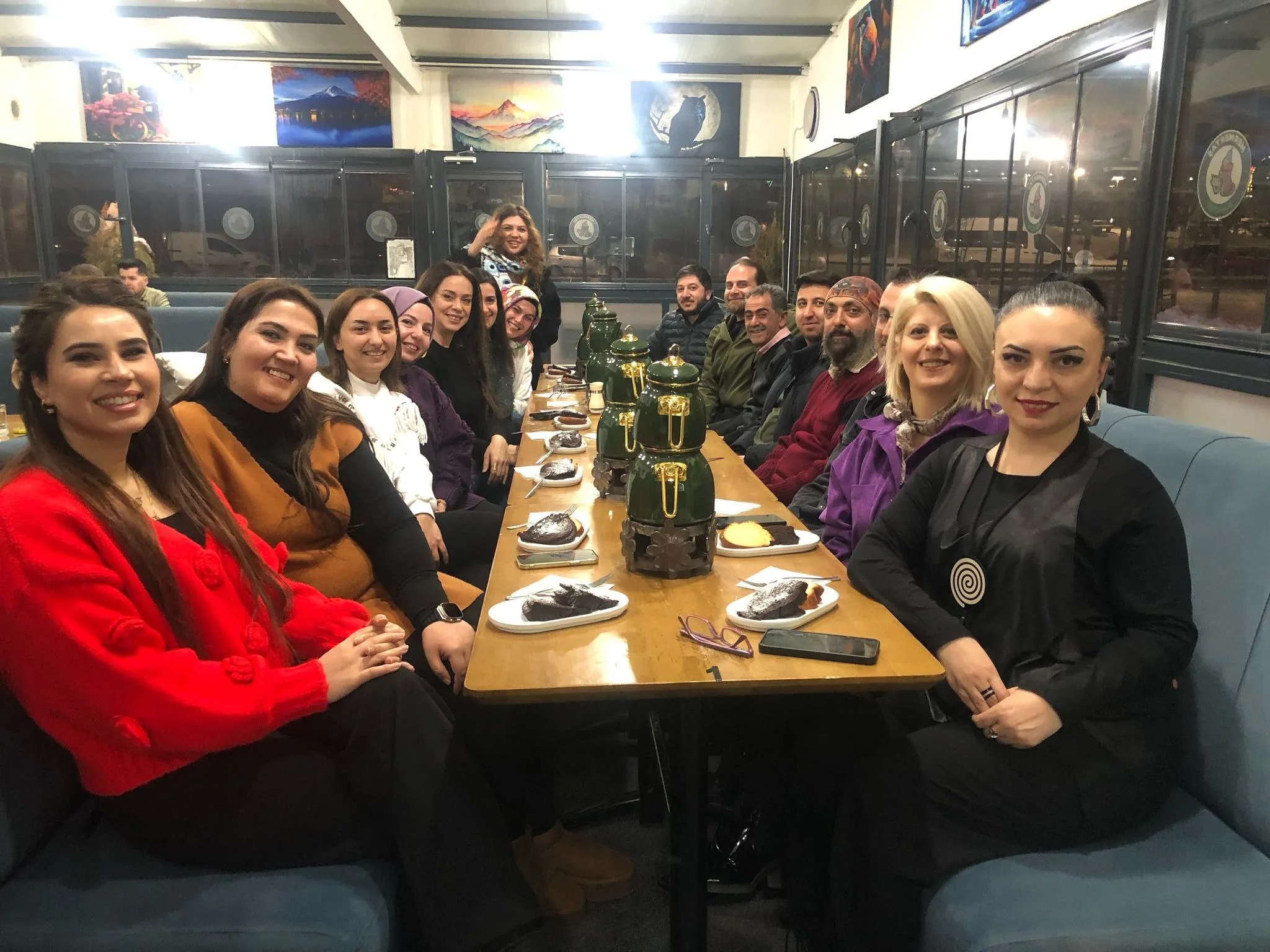 Yozgat Kültürel Değerleri Koruma Tanıtım ve Sanat Derneği (YODES) üyeleri,