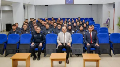 Yozgat İl Emniyet Müdürü Recep Tecimer, polis adaylarıyla bir araya
