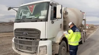 Yozgat Valiliği, aşırı tonajlı araçların trafiğe çıkmasına kesinlikle müsaade edilmeyeceğini