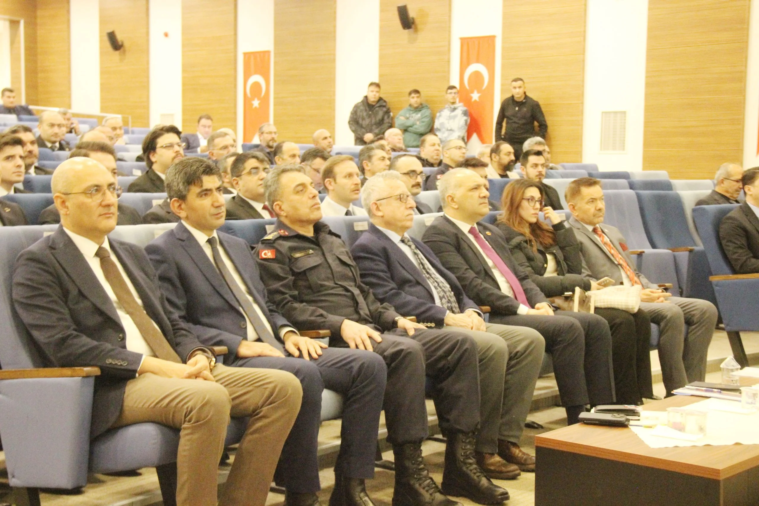 Yozgat’ta düzenlenen Hayvan Hakları Komisyonu Toplantısı'nda, sahipsiz hayvanların korunması için