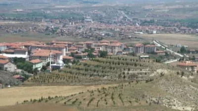 Çiçekdağı’nda, 16.956 m² büyüklüğündeki arsa, icra yoluyla satışa sunuldu. İlk