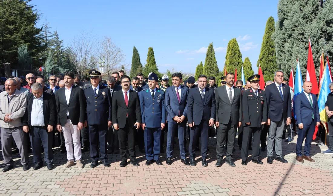 Çanakkale Zaferi’nin 110. yılı Yerköy’de düzenlenen anma programıyla kutlandı. Şehitlik