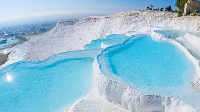 Pamukkale, hem doğal güzellikleri hem de tarihi zenginlikleriyle Türkiye’nin en