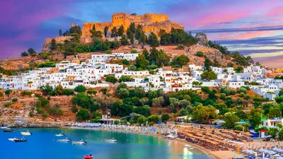 Rodos Adası, Ege ve Akdeniz’in birleşim noktasında, göz alıcı güzellikleriyle