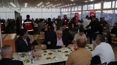 Yerköy İlçe Kaymakamlığı tarafından şehit aileleri için iftar programı düzenlendi.