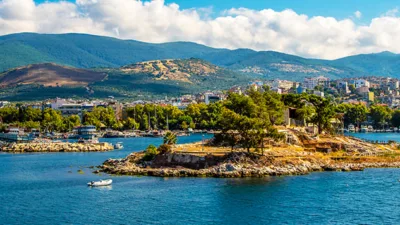 Marmara Bölgesi’nin incisi Bandırma, sakin sahil kasabası atmosferiyle dinlenmek isteyenlerin