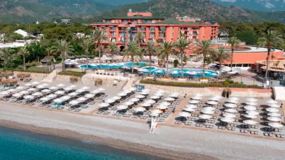 Eşsiz doğası, harika manzaraları ve sayısız olanaklarıyla Kemer, Türkiye’nin en