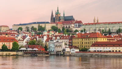 Orta Çağ’ın mistik havasını günümüze taşıyan Prag, tarihi ve kültürel