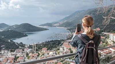 Daha önce hiç gitmediğin bir ülkeyi keşfetmenin hayalini kurarken, ekonomik