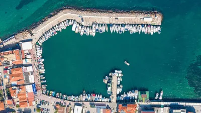 İzmir’in gözde ilçelerinden biri olan Urla, benzersiz atmosferi, şirin sokakları,