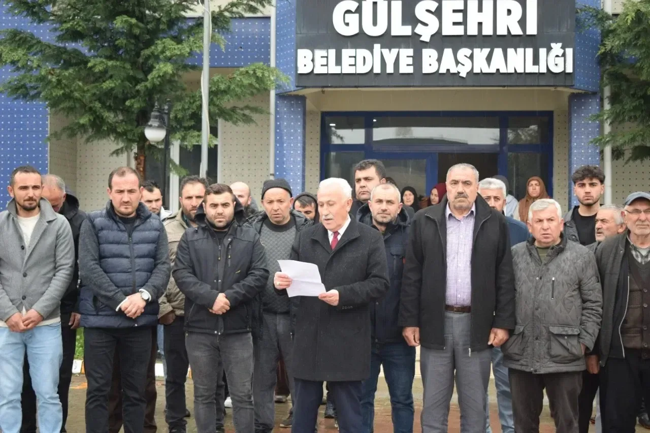 Bayram dönüşü gerekçe gösterilmeden işten çıkarılan 8 emekçi için Gülşehri