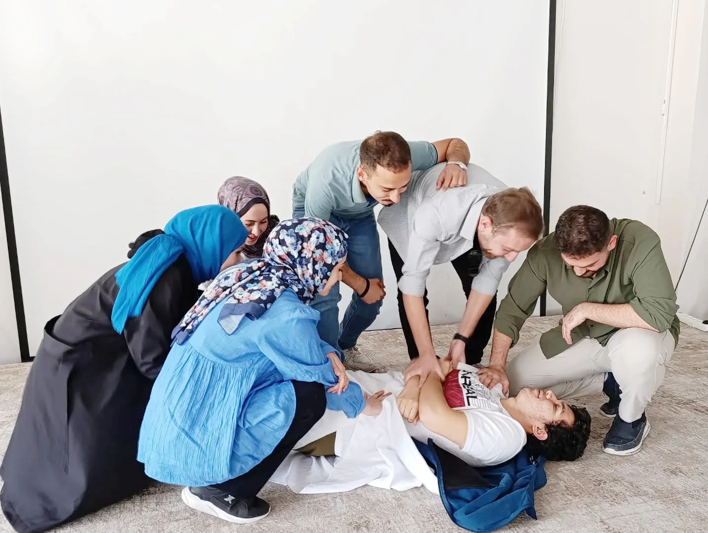 Türkiye Ulusal Ajansı desteğiyle hayata geçirilen “Gençler Afete Hazırlanıyor” projesi,