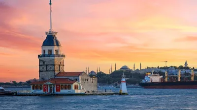 İstanbul, tarih boyunca medeniyetlere ev sahipliği yapmış, büyüleyici güzelliklere sahip