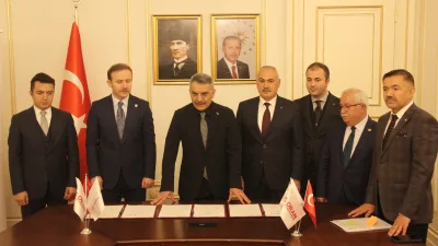 Yozgat Fuat Oktay OSB’de demiryolu iltisak hattı ve atıksu arıtma