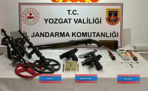 Şefaatli'de Kaçakçılık Operasyonu: Bir Şüpheli Gözaltına Alındı, Tarihi Eserler Ele