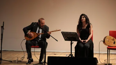 Yerköy Adalet Meslek Yüksekokulu’nda düzenlenen “Türkülerde Buluşalım” programı, Yerköy Belediye