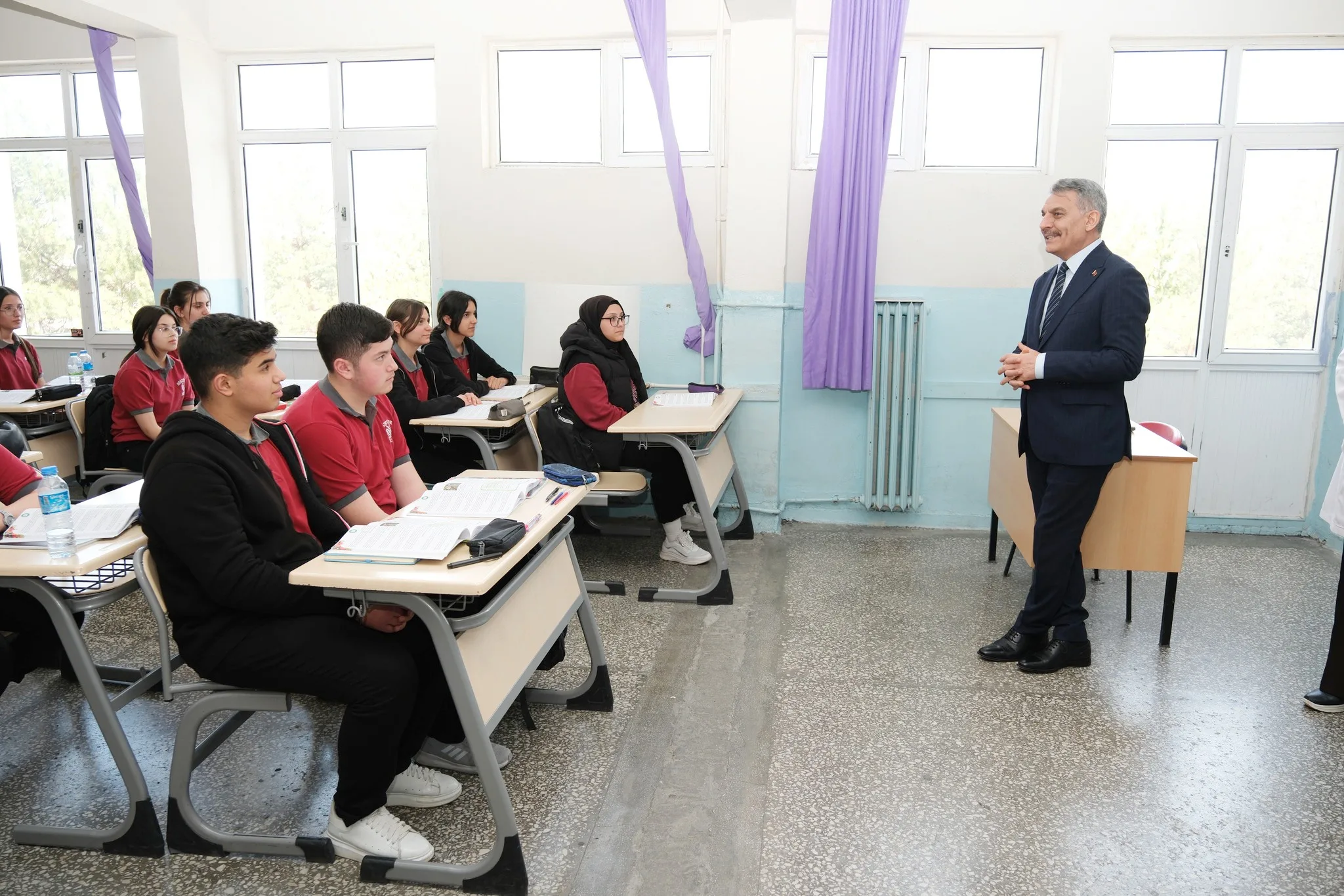 Vali Özkan, Atatürk Mesleki ve Teknik Anadolu Lisesi’ni Ziyaret Ederek