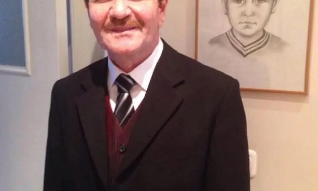 Yozgat’ın Haydarbeyli Köyü’nden gelme, merhum Hakkı Tanış’ın oğlu, sanayi esnaflarından