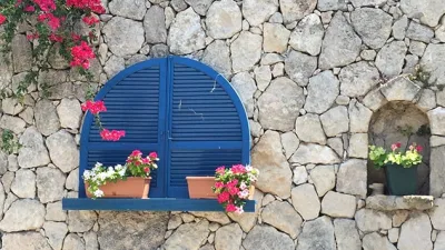 Kıbrıs, masmavi denizleri, eşsiz doğası ve zengin kültürüyle her yıl