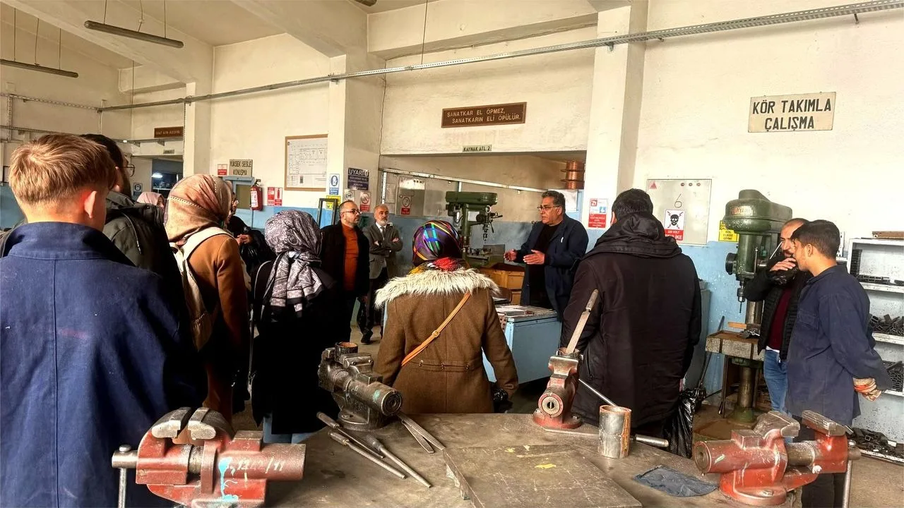 Yozgat Mimar Sinan Mesleki ve Teknik Anadolu Lisesi, ortaokul müdür