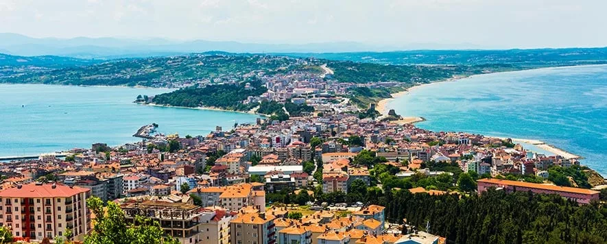 Sinop, Karadeniz’in eşsiz doğasıyla adeta bir cennet köşesi gibi. Eğer