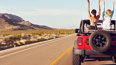 Tatil yolculukları, çoğu zaman sabırsızlıkla beklediğimiz ama bazen de sıkıcı