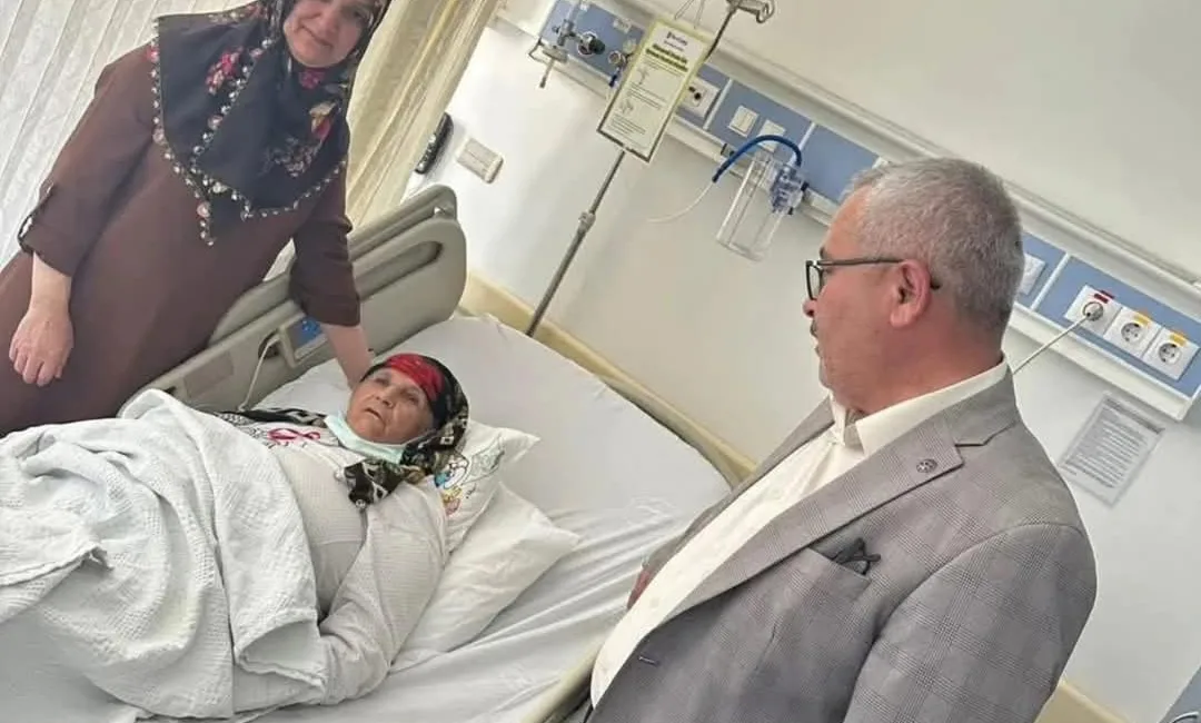 Kuşçu köyü nüfusuna kayıtlı Hasibe Emer, bugün Molla Hüsrev Camii’nde