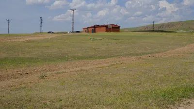 Yerköy ilçemizde tamamlanan altyapı çalışmalarıyla faaliyete geçen Jeotermal Kaynaklı Sera