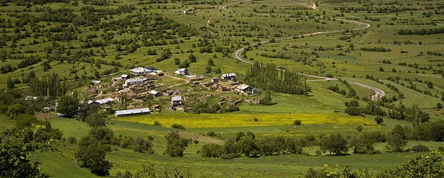 Ardahan, Doğu Anadolu Bölgesi’nde yer alan bir şehir. Dağlarla çevrili