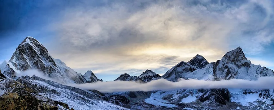 Himalayalar: Dünyanın En Büyüleyici Dağları Himalayalar’ın yolculuğu yaklaşık 50 milyon