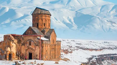 Kars’a Yapılacaklar ve Yenilecekler Kars, kendine özgü atmosferiyle Doğu’nun önemli