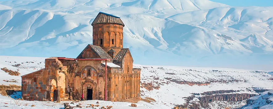 Kars’a Yapılacaklar ve Yenilecekler Kars, kendine özgü atmosferiyle Doğu’nun önemli