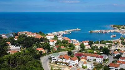 Kocaeli, her mevsim ziyaretçilerine çeşitli aktiviteler sunan bir şehirdir. Doğası