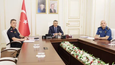 İçişleri Bakanı Ali Yerlikaya başkanlığında 81 il valisinin katılımıyla düzenlenen